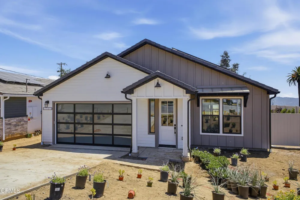 16 W Pine Street Altadena, CA 91001