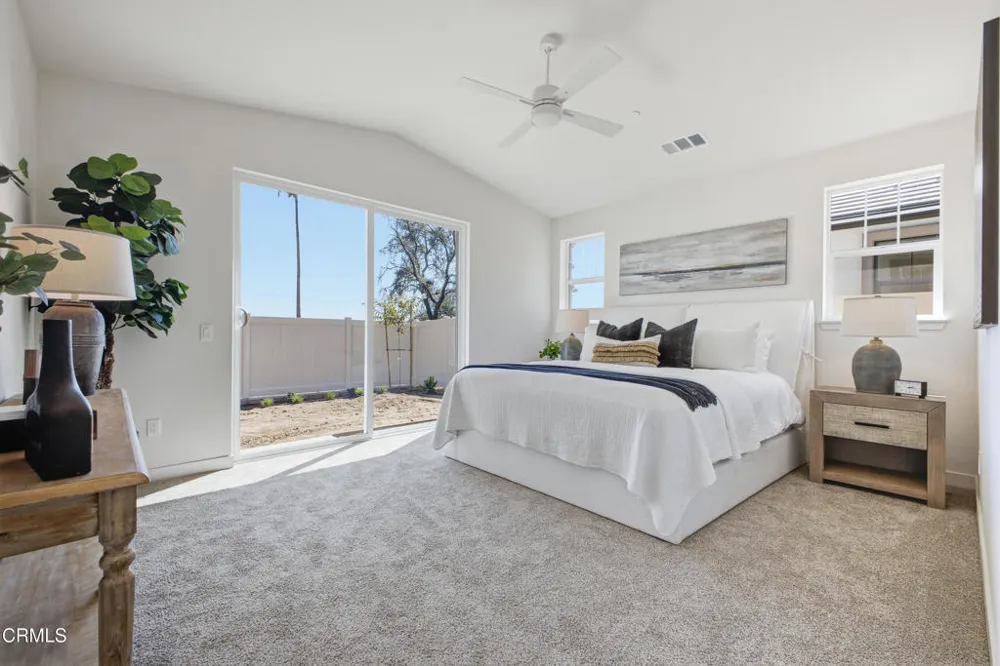 16 W Pine Street Altadena, CA 91001