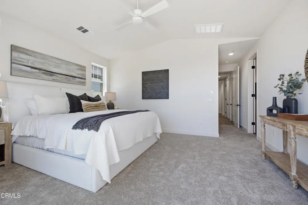 16 W Pine Street Altadena, CA 91001