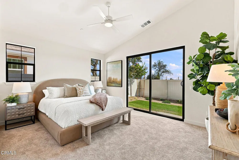 16 W Pine Street Altadena, CA 91001