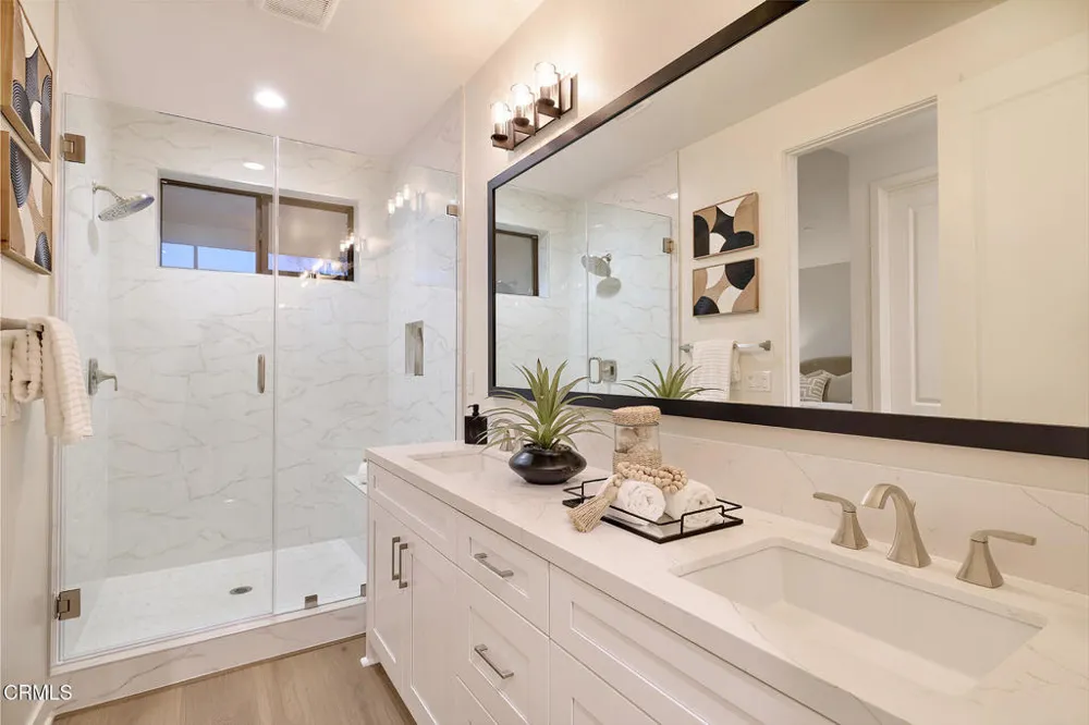 16 W Pine Street Altadena, CA 91001