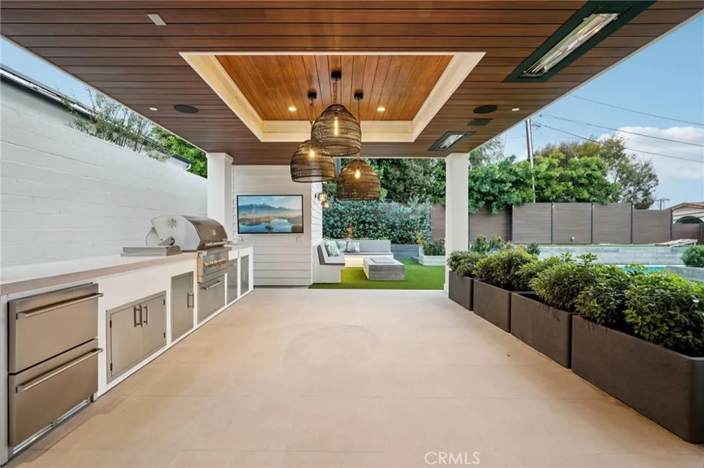 2965 La Carlita Place Hermosa Beach, CA 90254