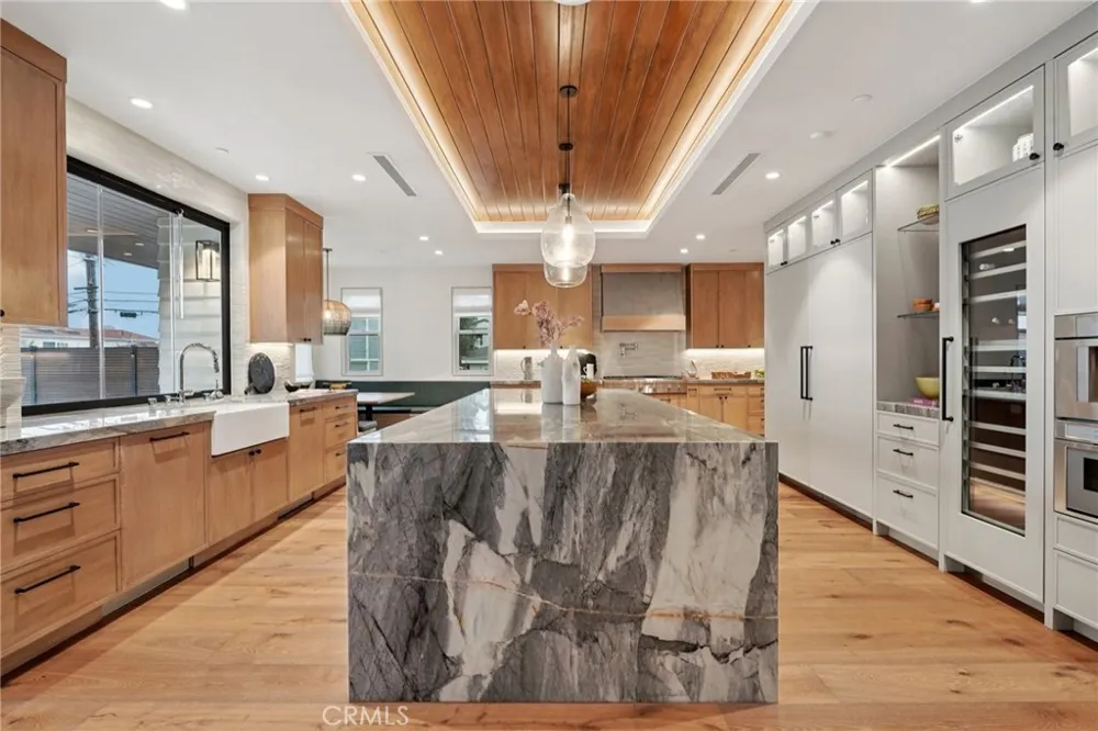 2965 La Carlita Place Hermosa Beach, CA 90254