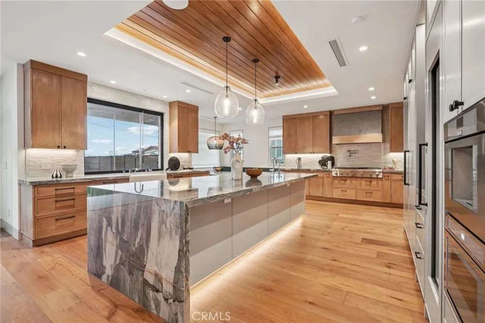 2965 La Carlita Place Hermosa Beach, CA 90254