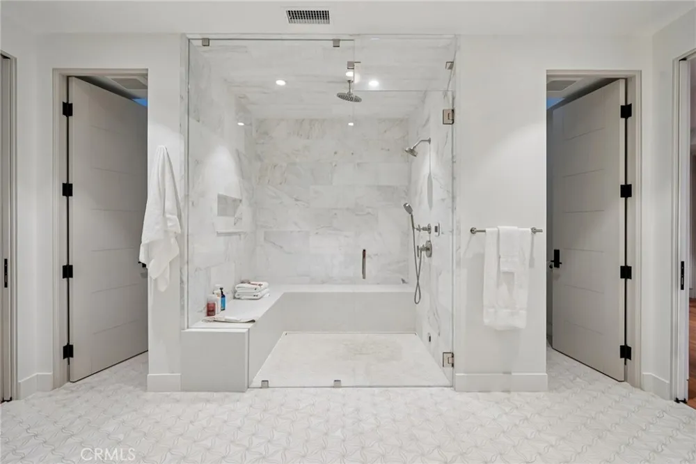 2965 La Carlita Place Hermosa Beach, CA 90254