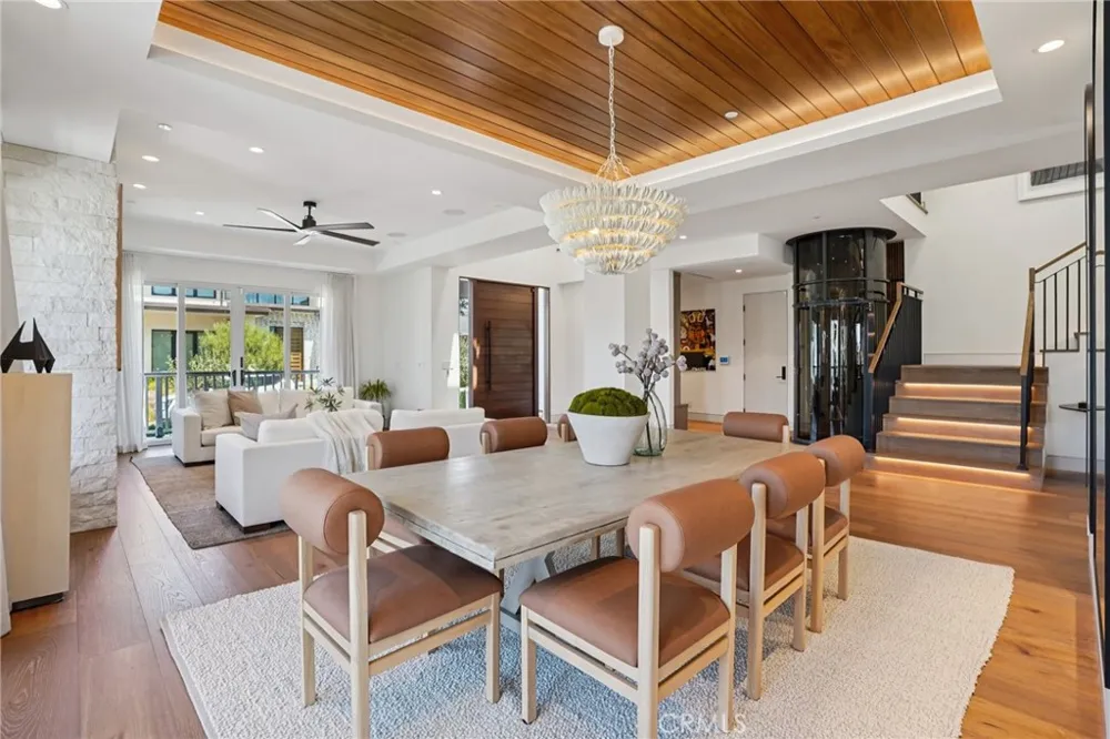 2965 La Carlita Place Hermosa Beach, CA 90254