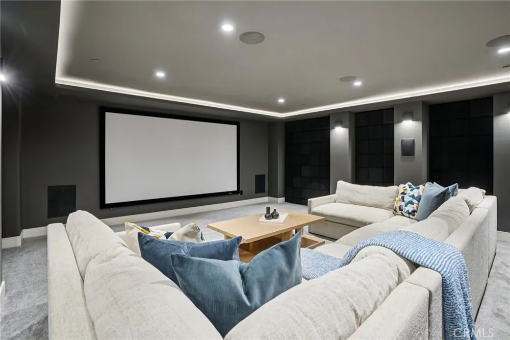2965 La Carlita Place Hermosa Beach, CA 90254