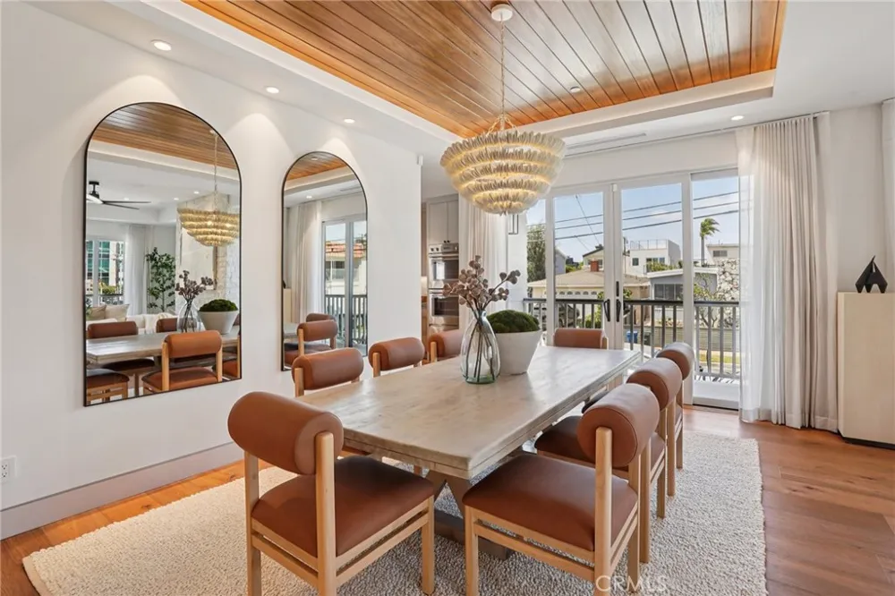 2965 La Carlita Place Hermosa Beach, CA 90254