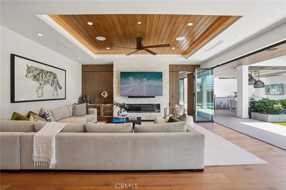 2965 La Carlita Place Hermosa Beach, CA 90254
