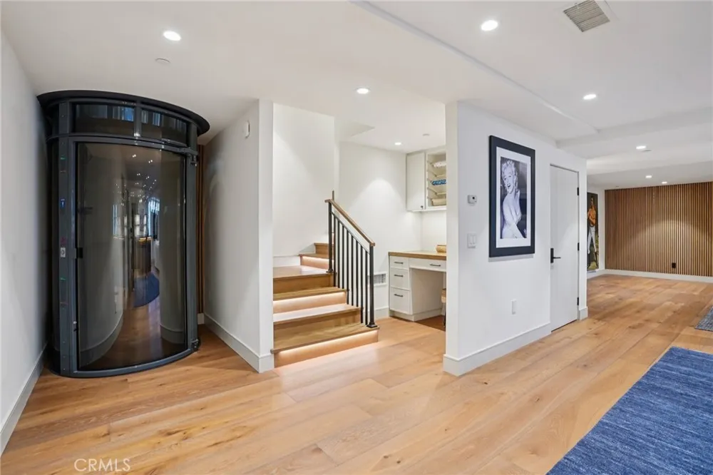 2965 La Carlita Place Hermosa Beach, CA 90254
