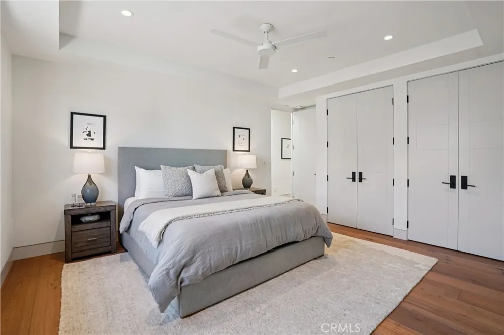 2965 La Carlita Place Hermosa Beach, CA 90254