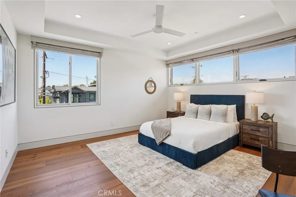 2965 La Carlita Place Hermosa Beach, CA 90254