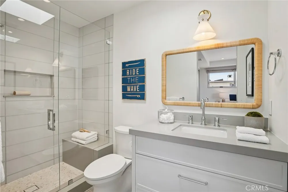 2965 La Carlita Place Hermosa Beach, CA 90254