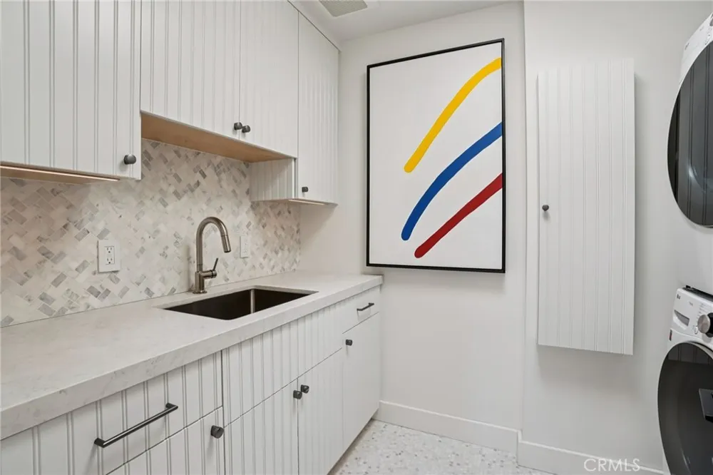 2965 La Carlita Place Hermosa Beach, CA 90254