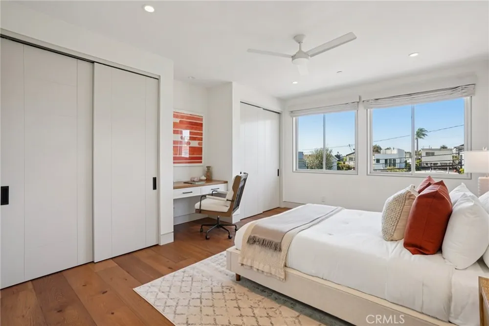 2965 La Carlita Place Hermosa Beach, CA 90254