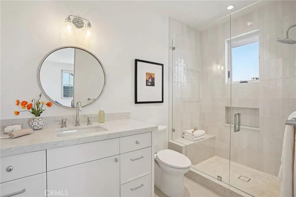 2965 La Carlita Place Hermosa Beach, CA 90254