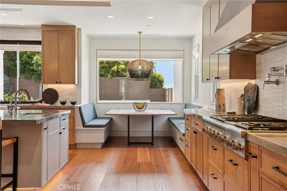 2965 La Carlita Place Hermosa Beach, CA 90254