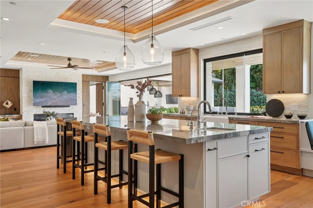 2965 La Carlita Place Hermosa Beach, CA 90254