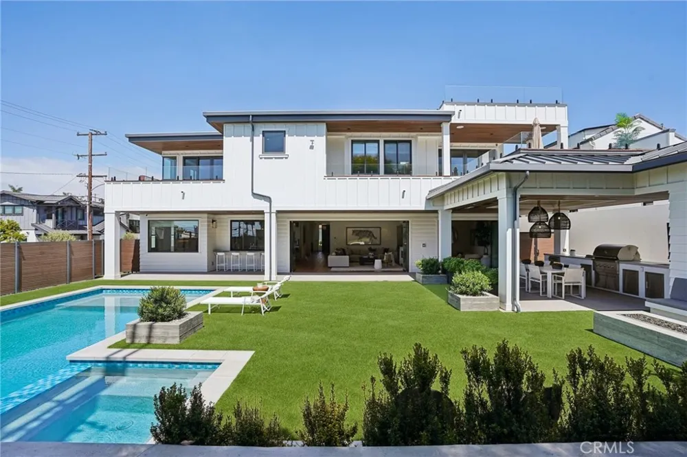2965 La Carlita Place Hermosa Beach, CA 90254