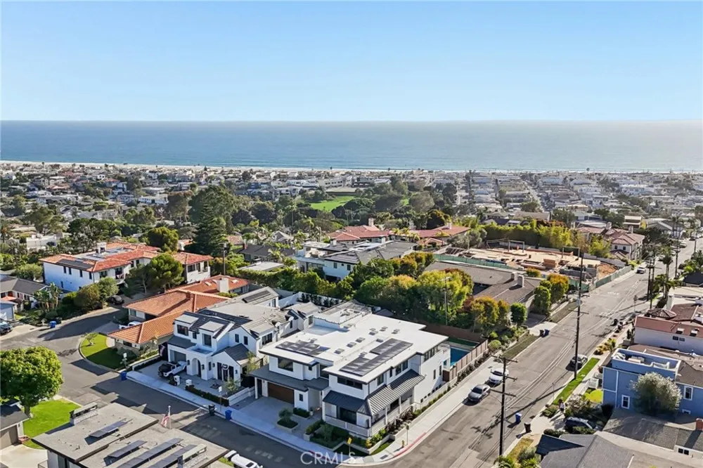 2965 La Carlita Place Hermosa Beach, CA 90254