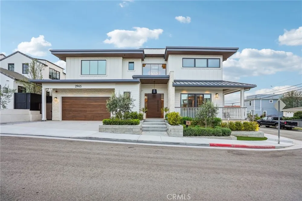 2965 La Carlita Place Hermosa Beach, CA 90254