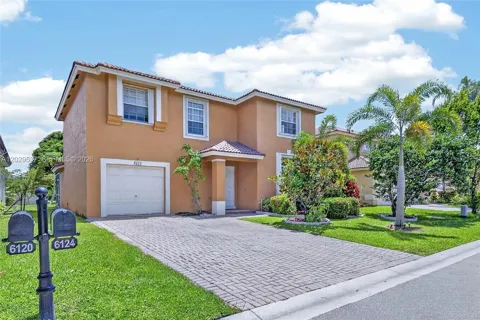 6124 NW 40th St