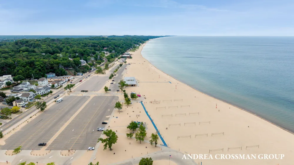 134 Prospect Street Grand Haven, MI 49417