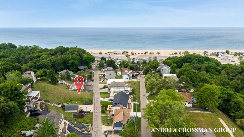 134 Prospect Street Grand Haven, MI 49417