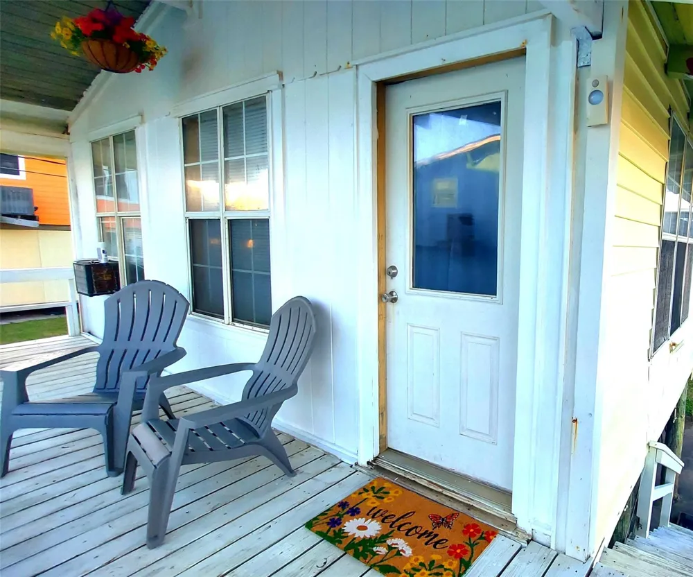 123 Sandpiper Avenue Surfside Beach, TX 77541