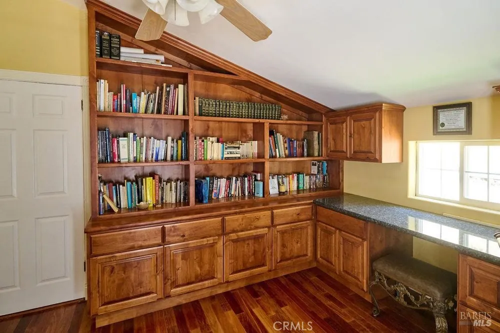 19400 Scenic Drive Redwood Valley, CA 95470