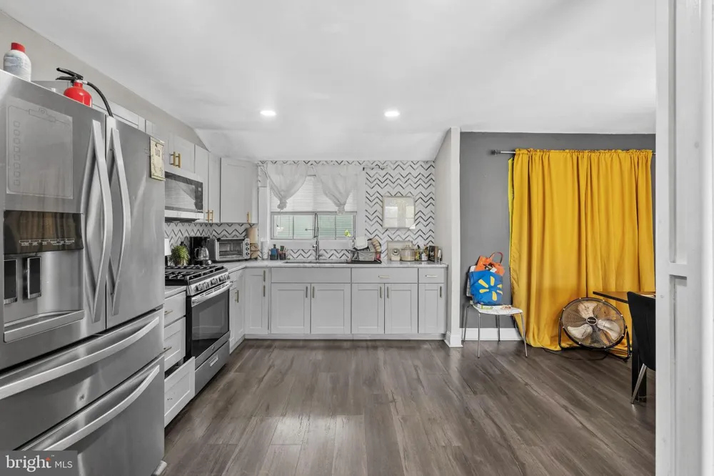 1000 PROSPECT LANE Somerdale, NJ 08083
