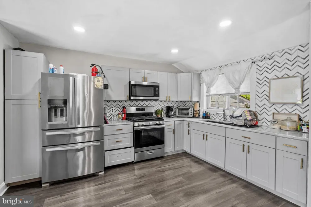 1000 PROSPECT LANE Somerdale, NJ 08083
