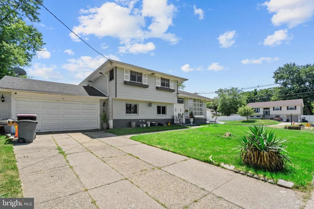 1000 PROSPECT LANE Somerdale, NJ 08083