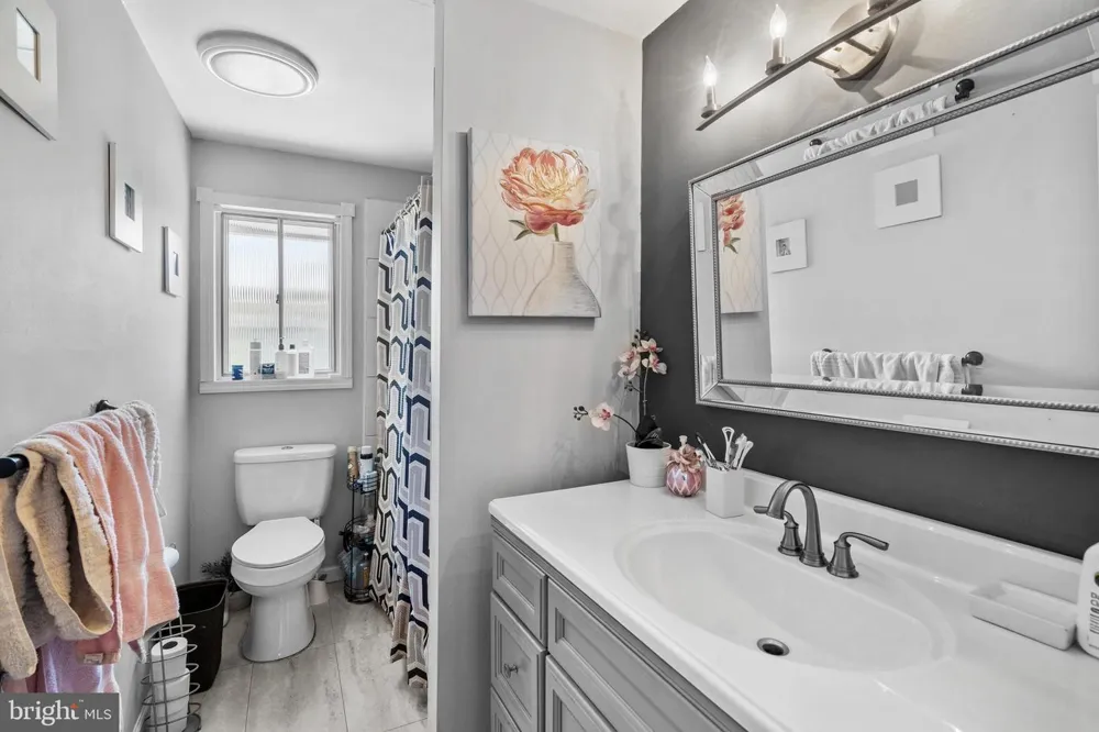 1000 PROSPECT LANE Somerdale, NJ 08083