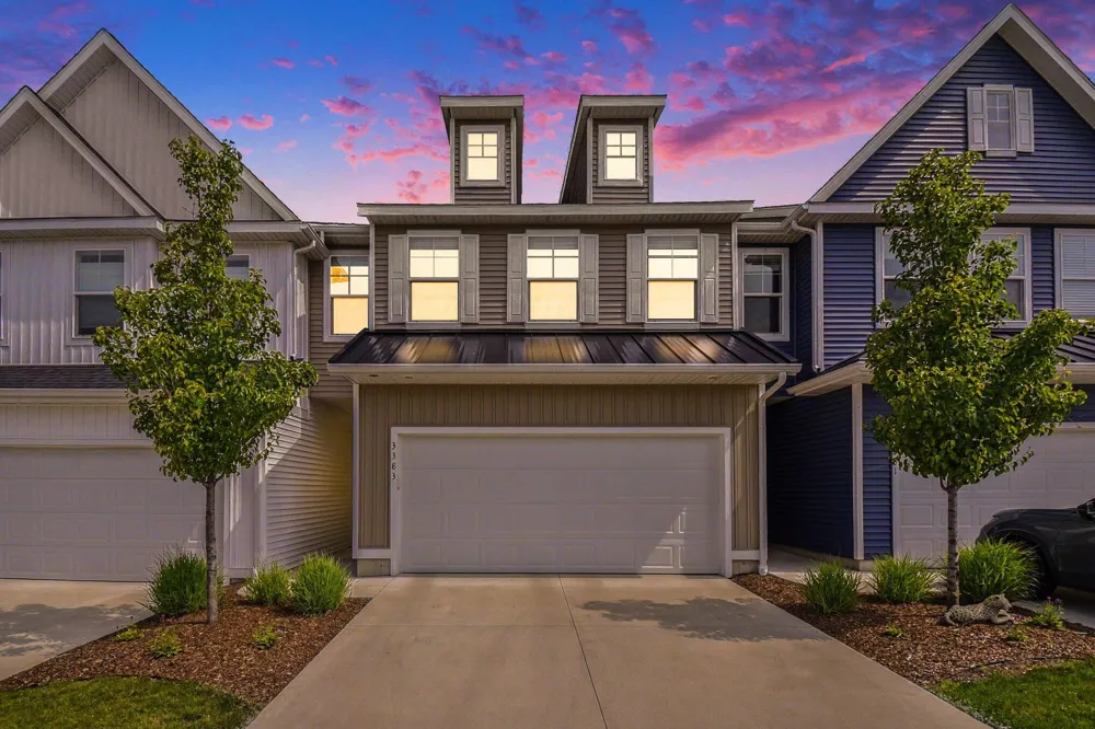 3383 Kings River Street SW #4 Wyoming City, MI 49418