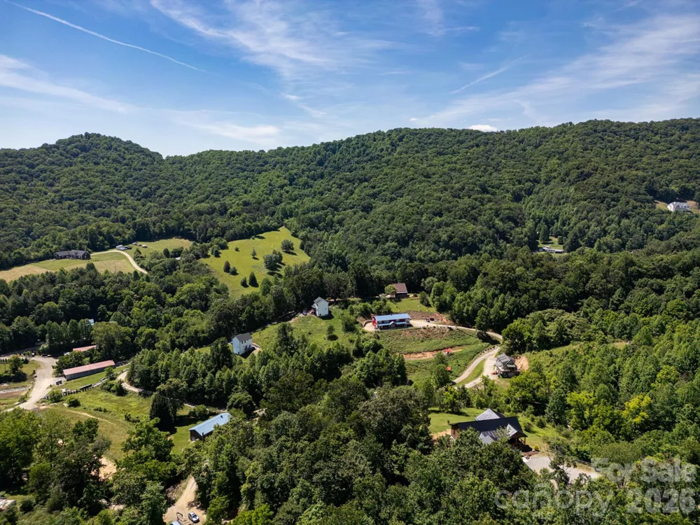 999 Murphy Cove Road Candler, NC 28715