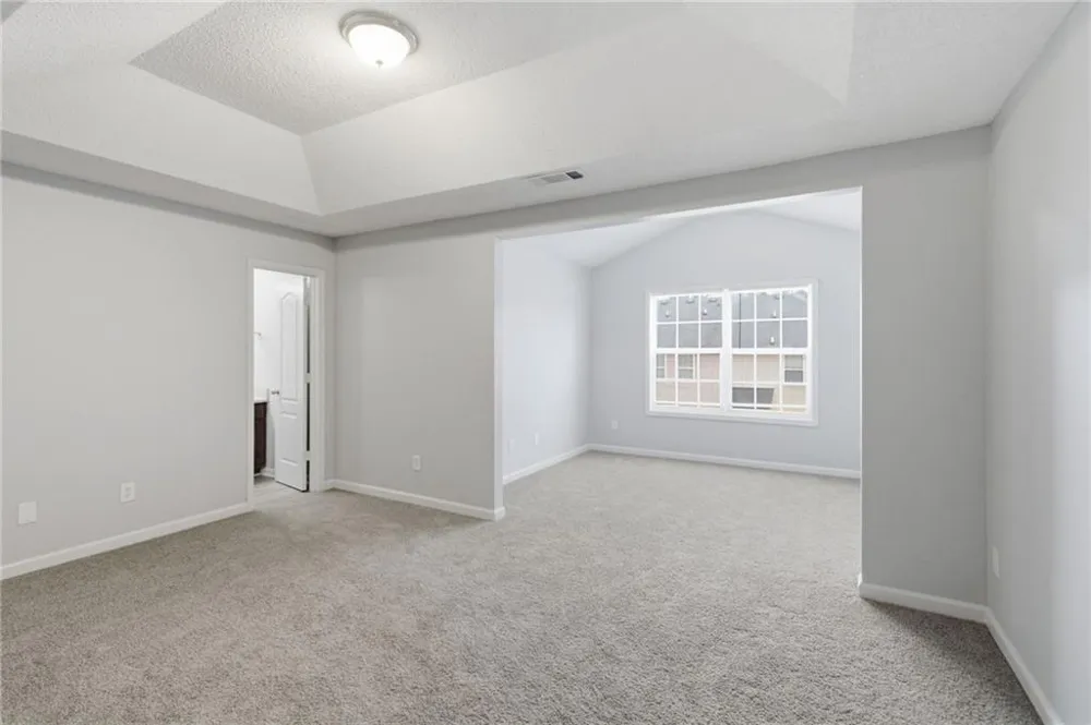 8642 Thomas Lane Riverdale, GA 30274