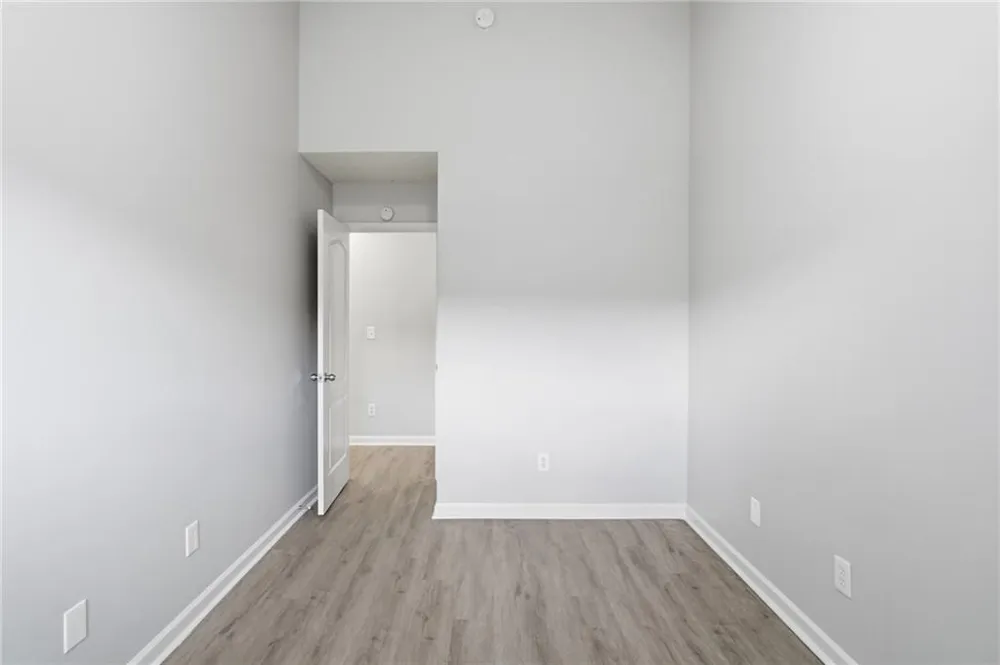 8642 Thomas Lane Riverdale, GA 30274