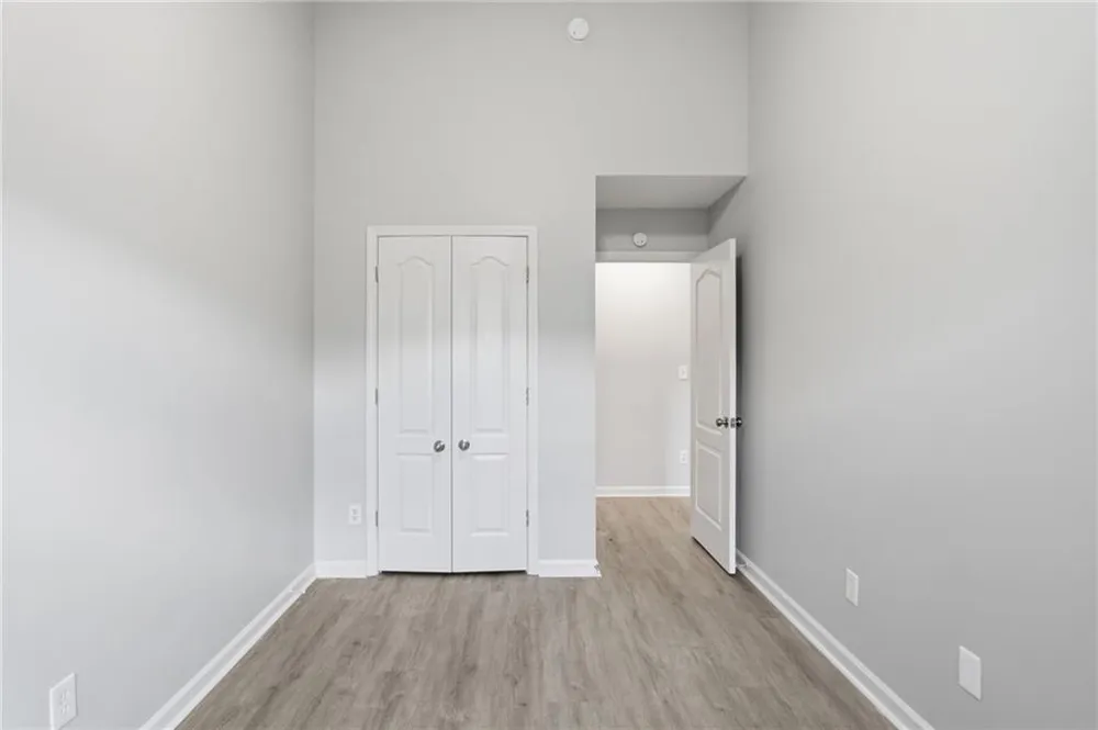 8642 Thomas Lane Riverdale, GA 30274
