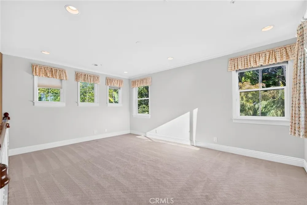 21004 Mendenhall Ct Topanga, CA 90290