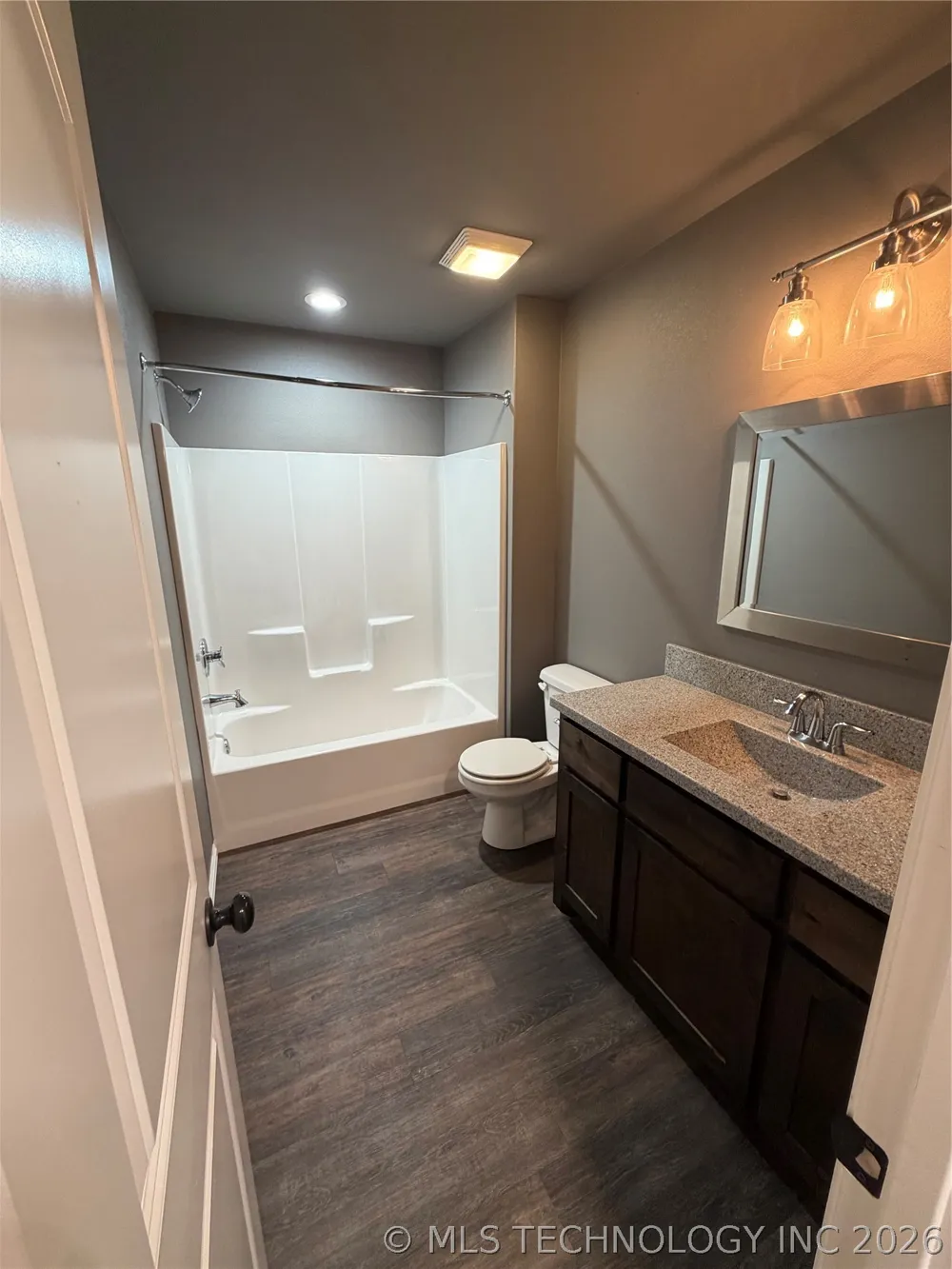 73 E 498 CIRCLE Pryor, OK 74361