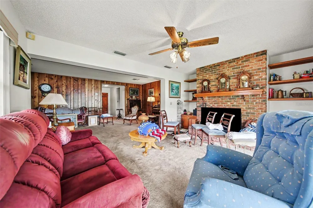 230 S CRYSTAL DRIVE Sanford, FL 32773