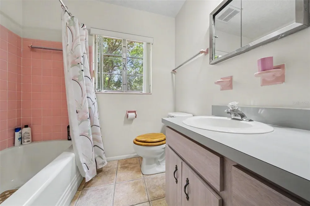 230 S CRYSTAL DRIVE Sanford, FL 32773