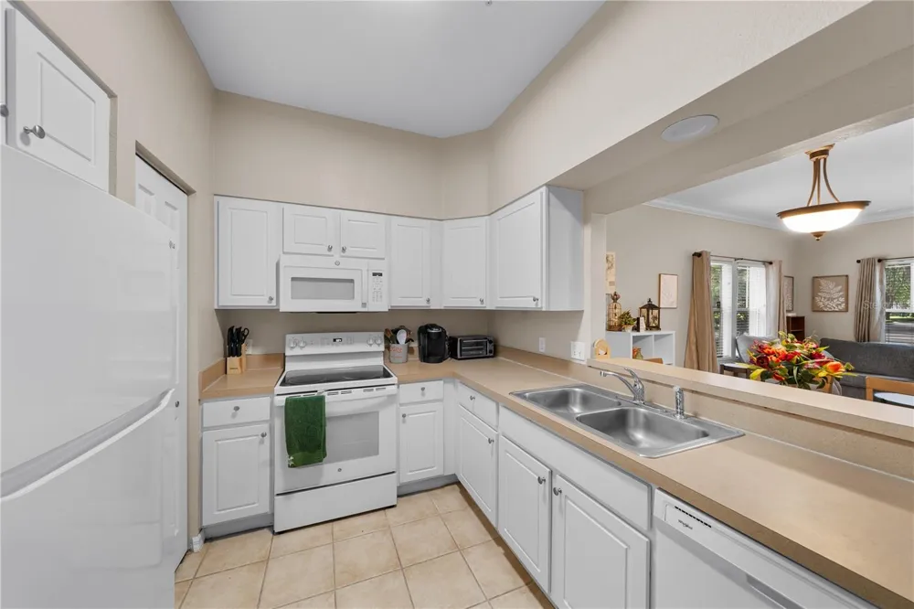 9177 SW 52ND ROAD #E-103 Gainesville, FL 32608