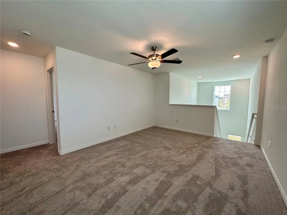 11131 RADIANT SHORE LOOP San Antonio, FL 33576