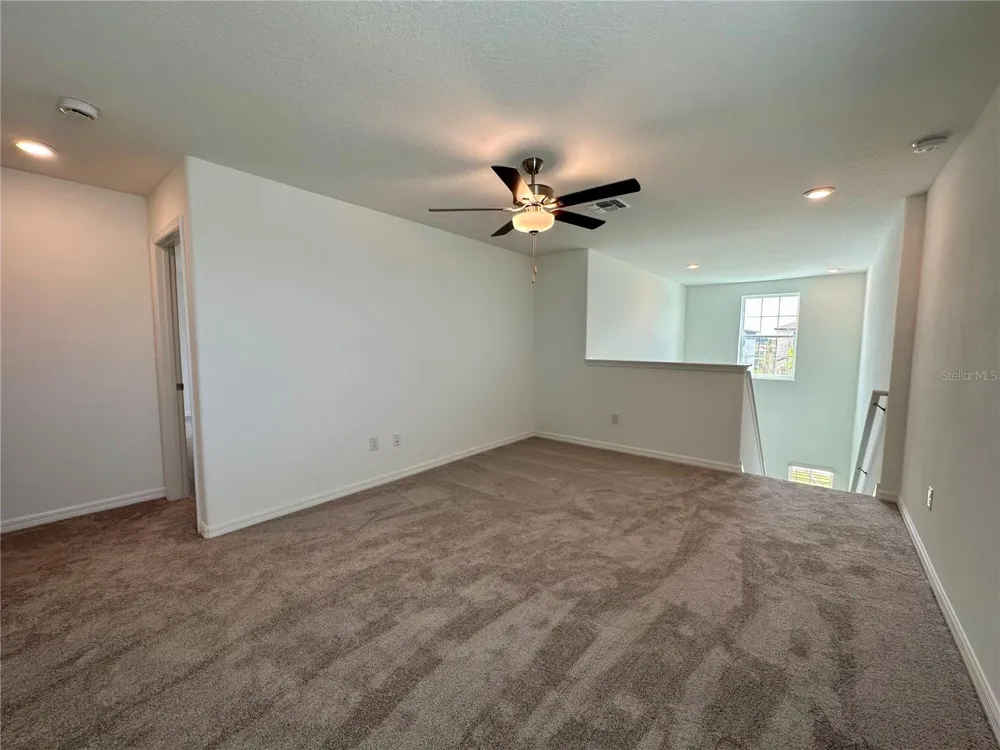 11131 RADIANT SHORE LOOP San Antonio, FL 33576
