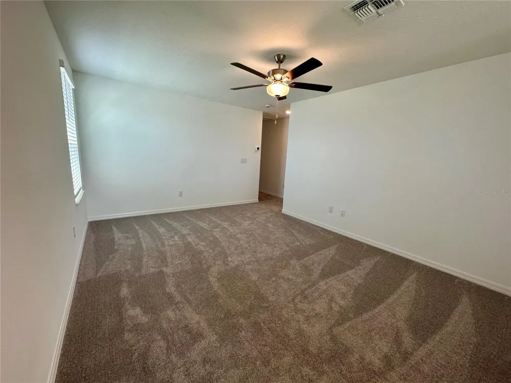 11131 RADIANT SHORE LOOP San Antonio, FL 33576