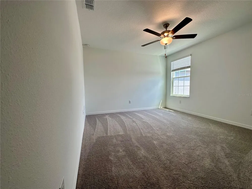 11131 RADIANT SHORE LOOP San Antonio, FL 33576