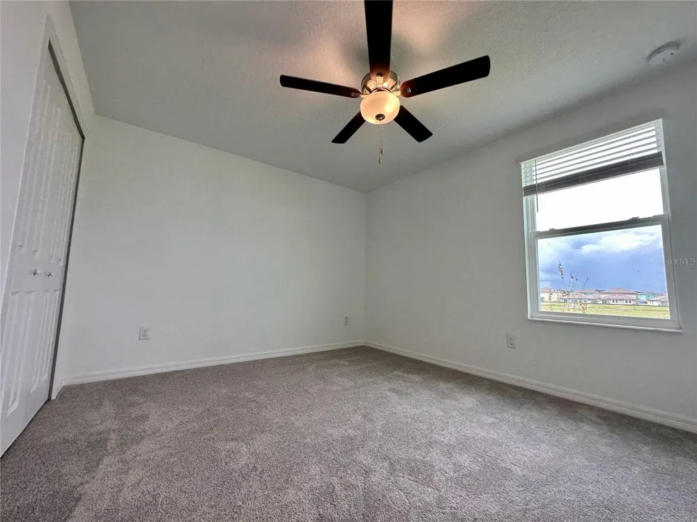 11131 RADIANT SHORE LOOP San Antonio, FL 33576