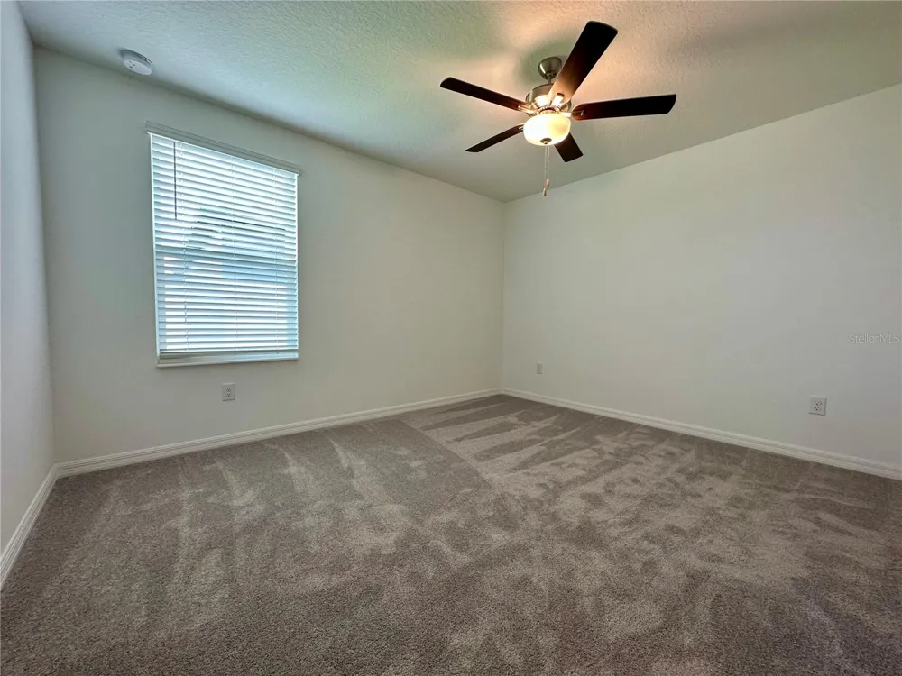 11131 RADIANT SHORE LOOP San Antonio, FL 33576